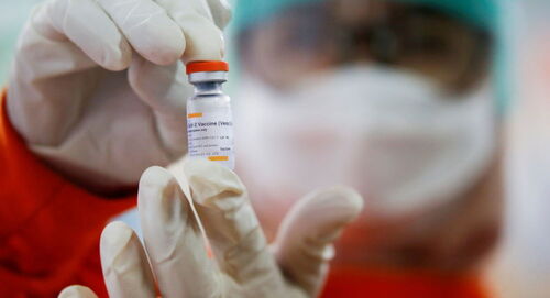 Препарат Sinovac . Фото: REUTERS / WILLY KURNIAWAN

