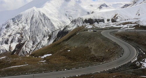 Военно-Грузинская дорога, фото: https://ru.wikipedia.org/wiki/Военно-Грузинская_дорога