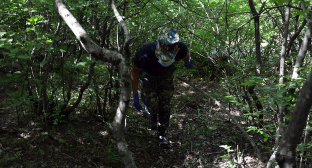 Поисковые работы в зоне боев в Нагорном Карабахе. Фото пресс-службы Госслужбы по чрезвычайным ситуациям МВД Нагорного Карабаха. http://rs-nkr.am/content.php?contid=3172