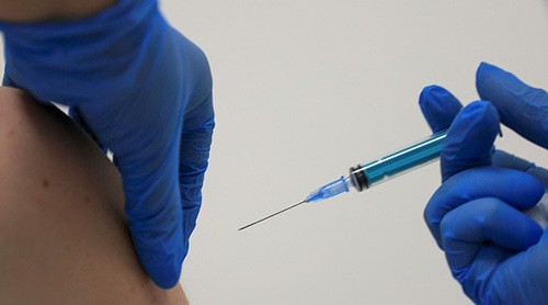 Вакцинация. Фото: REUTERS/Tatyana Makeyeva
