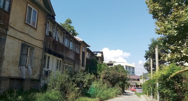 Пострадавший от пожара барак в Сочи. Фото Светланы Кравченко для "Кавказского узла"