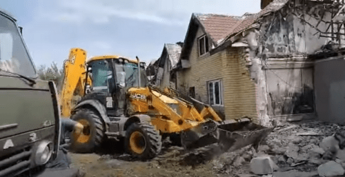 Снос домов в поселке Белая дача в Волгоградской области. Стоп-кадр видео https://youtu.be/v5UPWfiQyHo