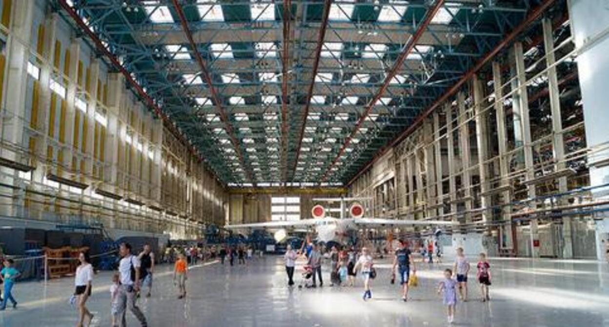 Цех авиационно научно-технического комплекса. Фото: Alexandr Meshkov https://ru.wikipedia.org