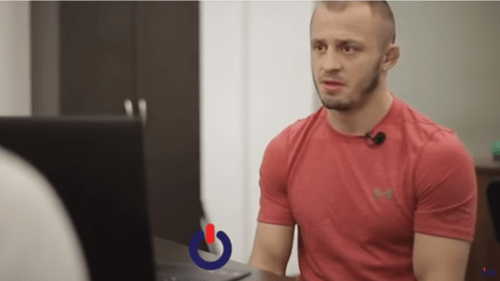 Магомед Юнусилау, сын погибшего. Кадр видео: 
Руслан Курбанов DOC "Юнусилау об убийстве отца", https://youtu.be/hTyLLWiCTK4