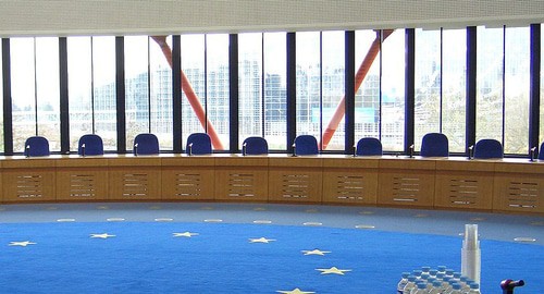 Зал ЕСПЧ. Фото Djtm https://ru.wikipedia.org/wiki/Европейский_суд_по_правам_человека