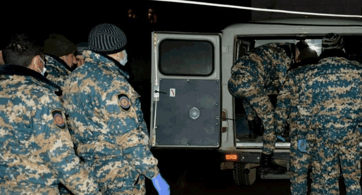 Останки армянского военнослужащего найдены сегодня в ходе поисковой операции на территориях, перешедших под контроль Азербайджана. Фото https://www.facebook.com/photo/?fbid=323270039819171&set=a.204085831737593 Останки армянского военнослужащего найдены сегодня в ходе поисковой операции на территориях, перешедших под контроль Азербайджана. Фото https://www.facebook.com/photo/?fbid=323270039819171&set=a.204085831737593