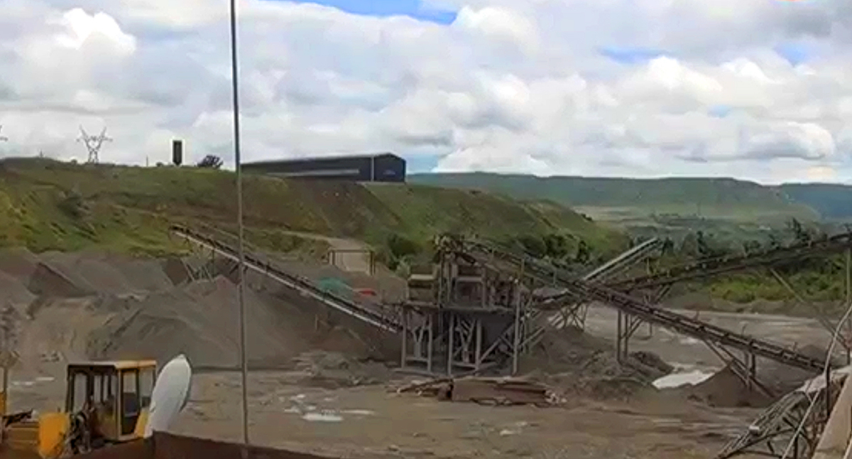 Карьеры в Кизилюртовском районе. Кадр видео РГВК "Дагестан"
 https://www.youtube.com/watch?v=0RJ2_BMR4iQ&t=92s 