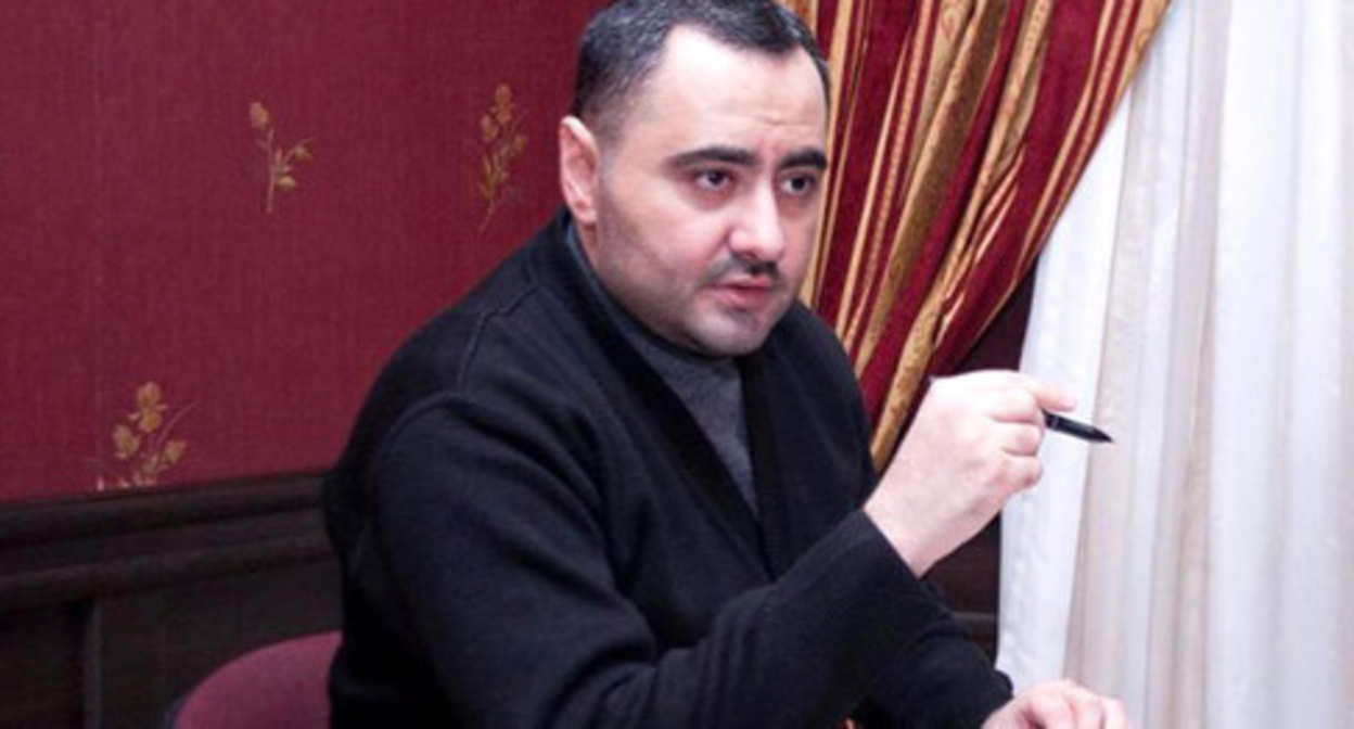 Эльшан Мустафаоглу. Фото https://www.salamnews.org/ru/news/read/155991/teolog-elshan-mustafaoglu-zaderan-sotrudnikaminbspmnbnbsp/ Эльшан Мустафаоглу. Фото https://www.salamnews.org/ru/news/read/155991/teolog-elshan-mustafaoglu-zaderan-sotrudnikaminbspmnbnbsp/