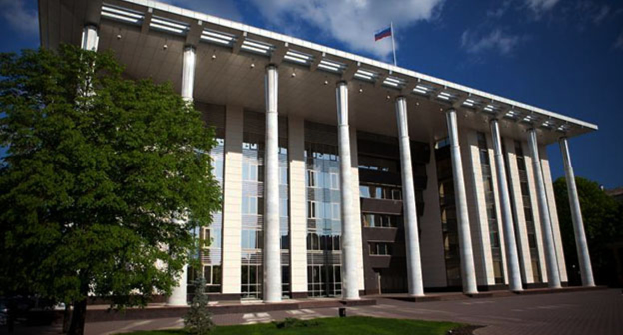 Краснодарский краевой суд. Фото: Юрий Гречко / Югополис Краснодарский краевой суд. Фото: Юрий Гречко / Югополис