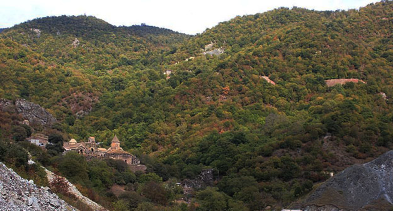 Гора Буздух. Фото: Julian Nyča https://ru.wikipedia.org Гора Буздух. Фото: Julian Nyča https://ru.wikipedia.org