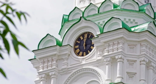 Часы в Астраханском Кремле, фото: astnews-ru.livejournal.com