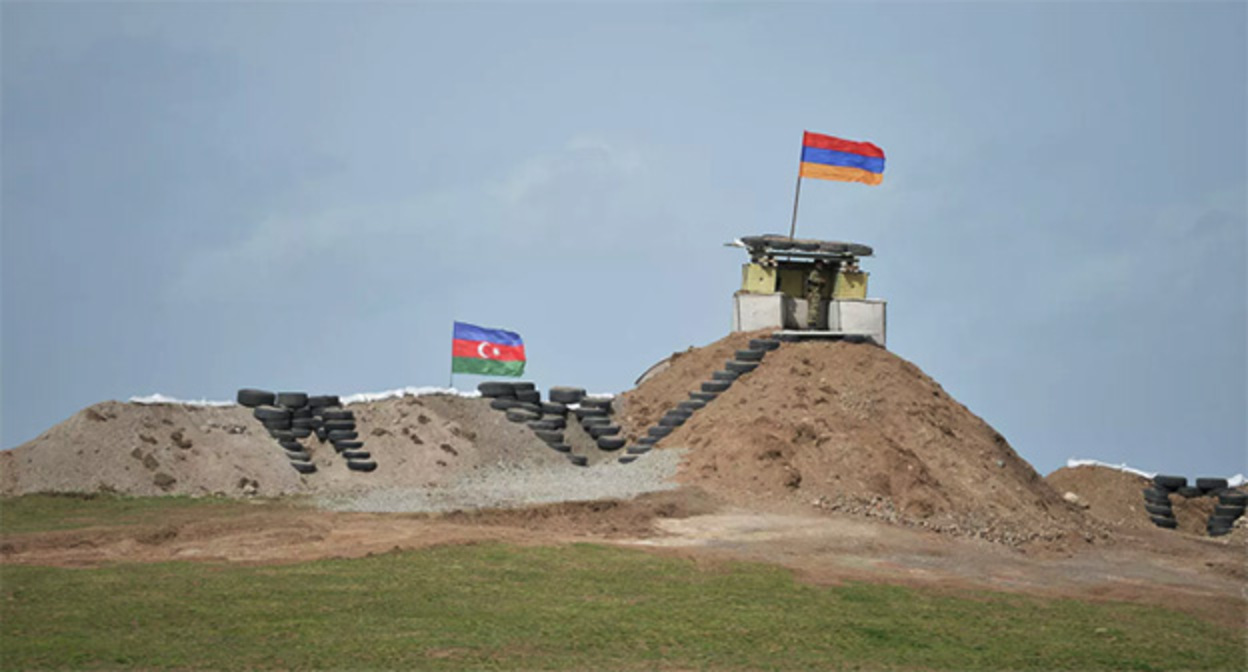 На границе Армении и Азербайджана. Фото : аппарат президента Республики Армения