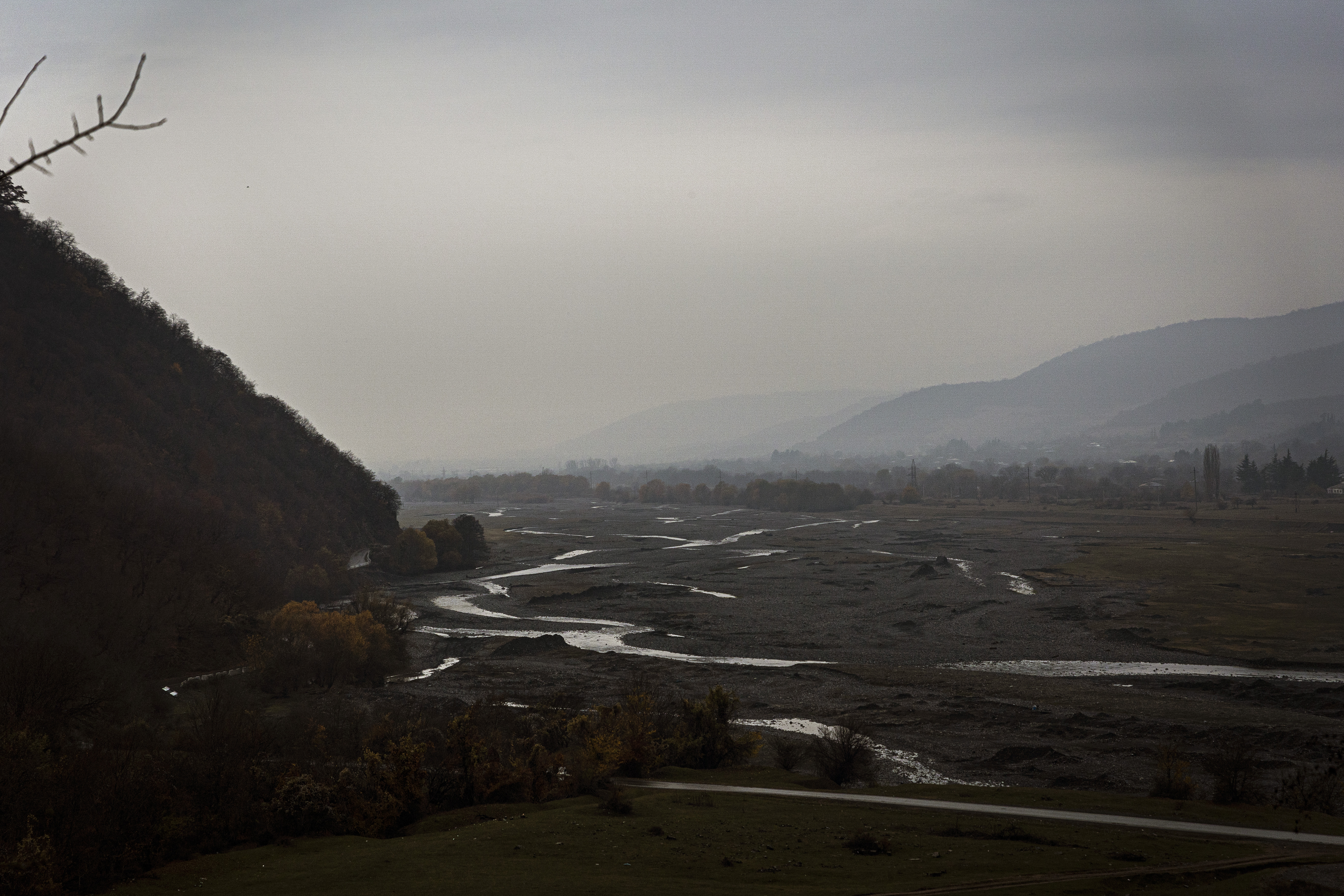 Вид на реку Алазани в Панкисском ущелье. Фото: Влад Докшин / “Новая газета. Европа”