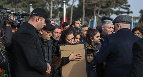 Церемония прощания с погибшим Орханом Аскеровым. Фото Азиза Каримова для "Кавказского узла"