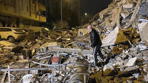 Землятрясение в Турции. Фото: Depo Photos Землятрясение в Турции. Фото: Depo Photos