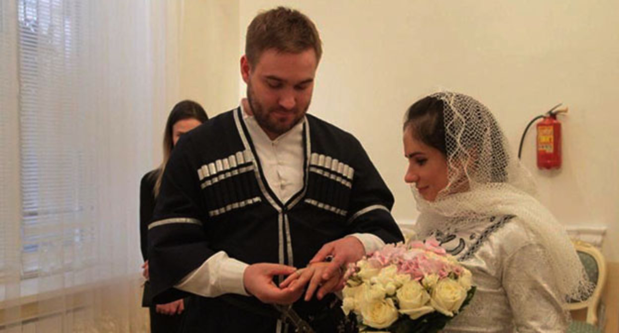 Чеченская свадьба. Фото: "Грозный-Информ" https://www.grozny-inform.ru/news/society/116927/