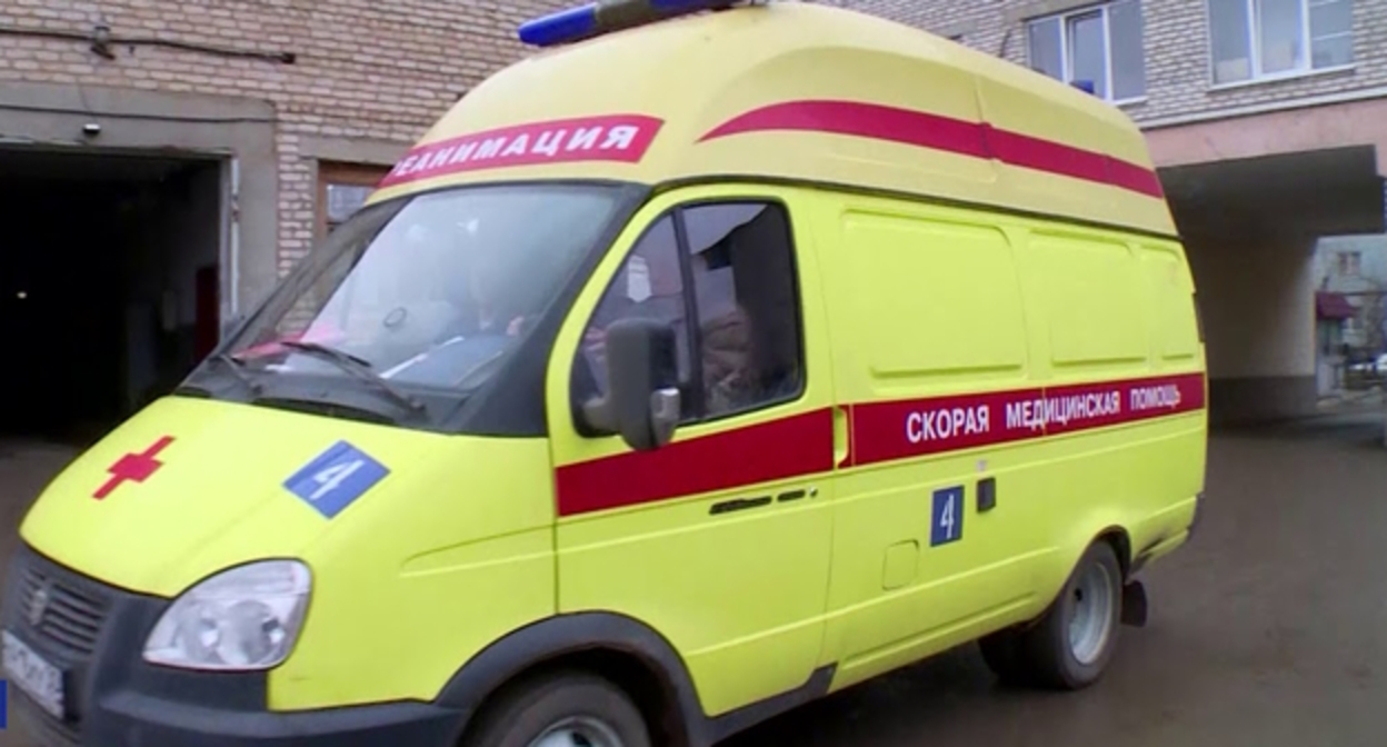 "Скорая помощь в Астрахани", стоп-кадр видео 
ГТРК Лотос Астрахань, https://www.youtube.com/watch?app=desktop&v=5r2P6v3dXBY
