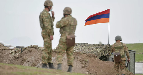 Армянские военнослужащие на границе с Азербайджаном. Фото: пресс-служба Минобороны Армении