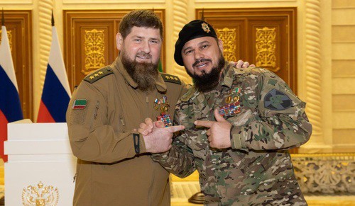 Рамзан Кадыров и Абузайд Висмурадов. Фото https://t.me/RKadyrov_95/4559