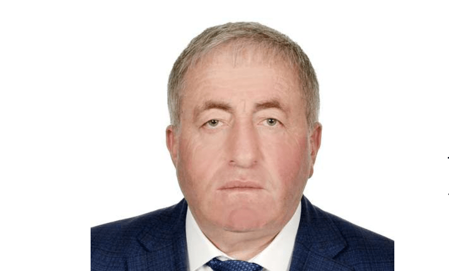 Мурадин Ахматов. Фото с сайта "Единой России", https://kabardin-balkar.er.ru/person/20d57e24-ecbe-491b-be91-d1f571d82a99
