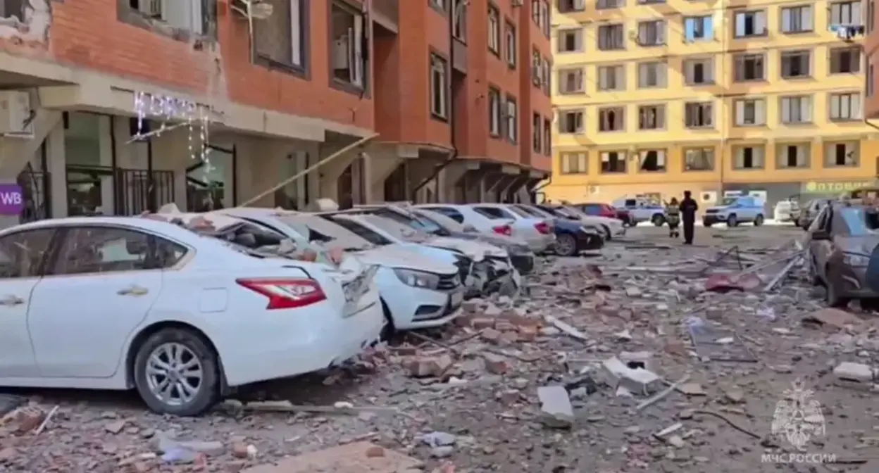 Взрыв в Махачкале. 25 марта 2025 г. Фото: МЧС России
