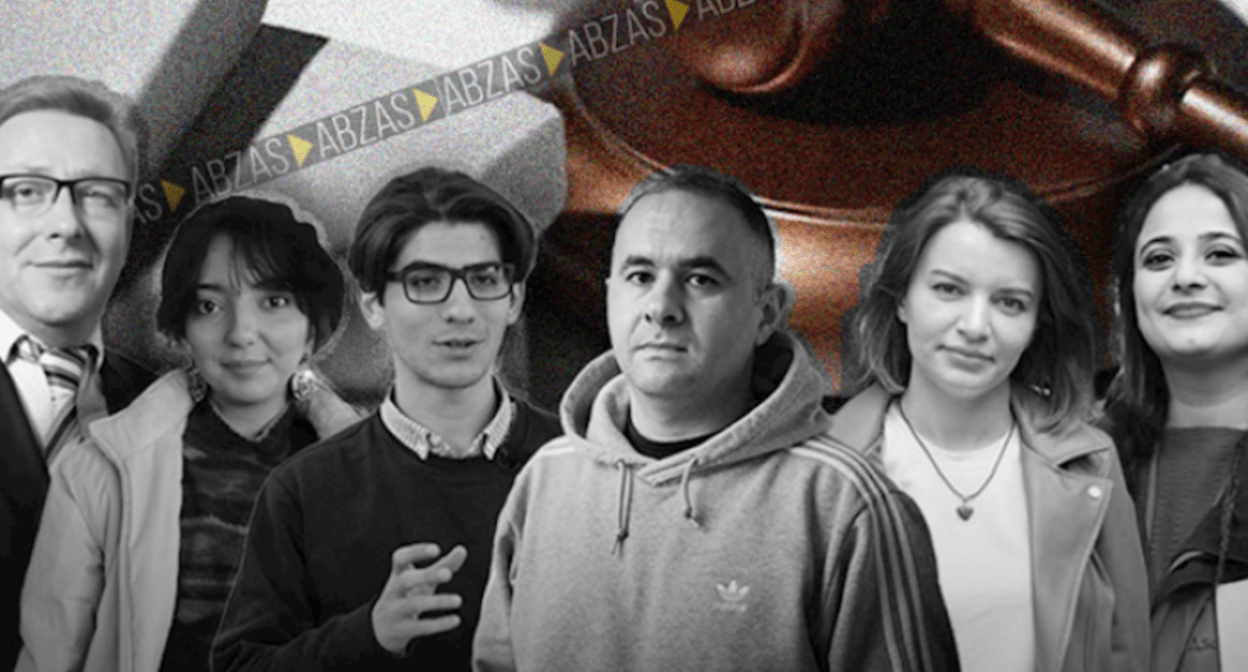 Журналисты Abzas Media. Фото: https://toplummedia.tv/siyaset/pspan-stylefont-size18pxspan-stylefont-familytimes-new-romantimesserifstrongldquoabzas-mediardquo-isinin-baslamasindan-1-il-oumltuumlrstrongspanspanp