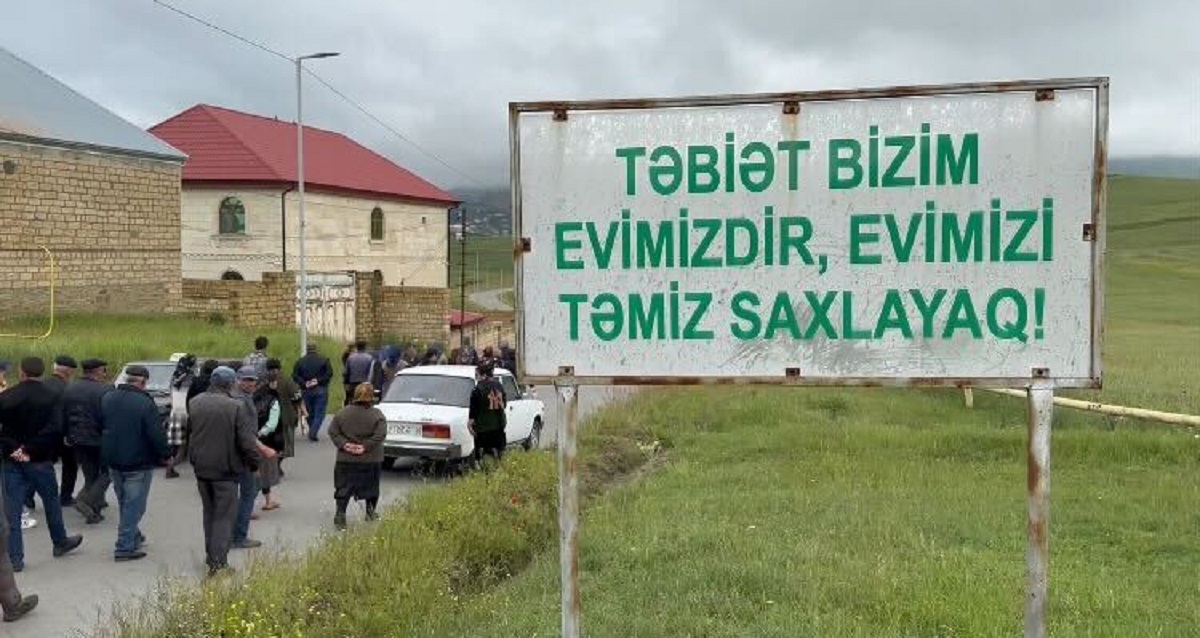 Митинг в селе Союдлу. Фото Мейдан ТВ.