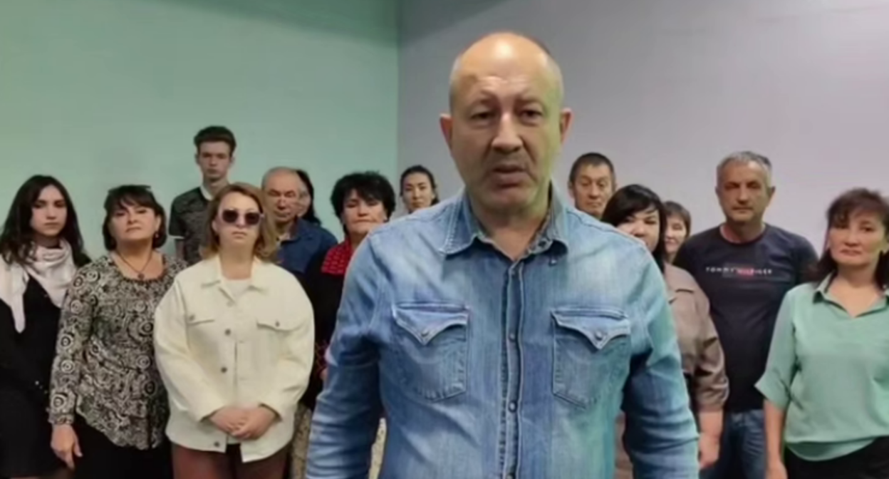 Астраханцы обратились к губернатору. Стоп-кадр видео из Telegram-канала "Экооборона" от 08.10.25, https://t.me/ecmoru2/387