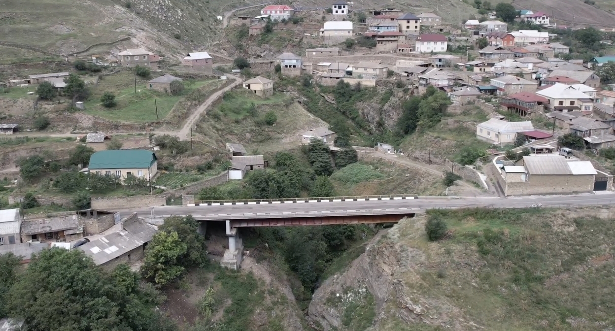 Село Хоредж. Кадр видел dagestanibird / YouTube