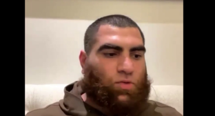 Арсен Маркарян. Стоп-кадр видео из его Telegram-канала от 24.08.25, https://t.me/arsenmarkarian/1779.