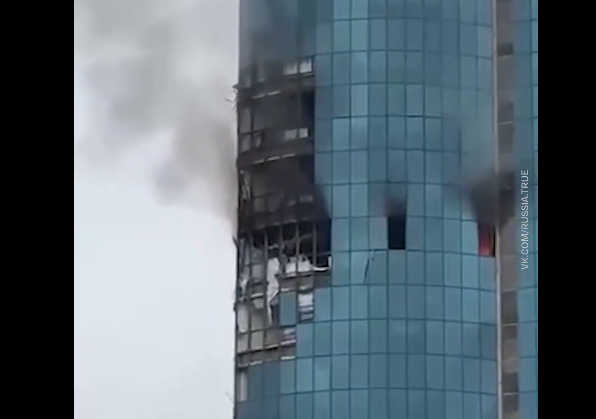 Последствия удара по комплексу "Грозный-сити". Стоп-кадр видео от 05.12.25 из Telegram-канала "Вести", https://t.me/vestiru/193314