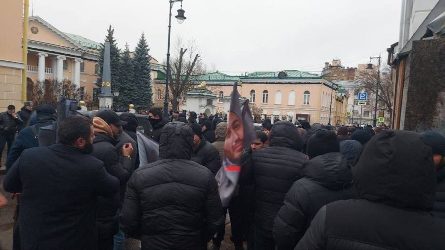 Митинг у посольства Армении. 11 декабря 2025 г. Фото https://ru.aravot.am/2025/12/11/463357/