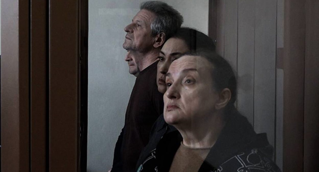 Подсудимые в зале суда. 22 декабря 2025 г. Фото: https://t.me/opskuban/1386