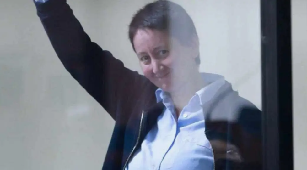 Мзия Амаглобели в суде. Скриншот фото   https://accentnews.ge/ru/article/139139-mziia-amaglobeli-sredi-finalistov-premii-imeni-saxarova/