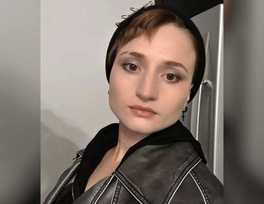 Айшат Баймурадова. Фото: https://daptar.ru/2025/10/21/zhertva-domashnego-nasiliya-iz-chechni-naidena-mertvoi-v-erevane-chto-izvestno-o-nei/ Айшат Баймурадова. Фото: https://daptar.ru/2025/10/21/zhertva-domashnego-nasiliya-iz-chechni-naidena-mertvoi-v-erevane-chto-izvestno-o-nei/