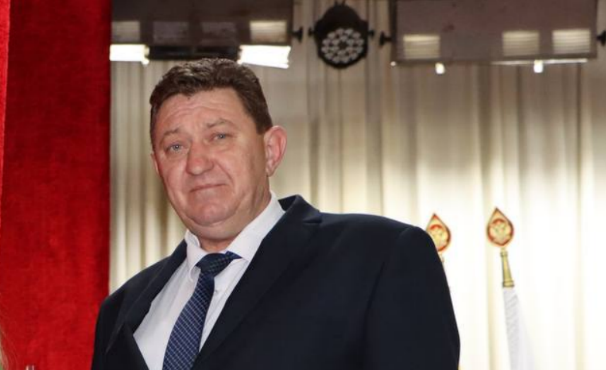 Андрей Антоненко. Скриншот фото из Telegram-канала администрации Калининского района от 26.01.23, https://t.me/kalininskay/3358.