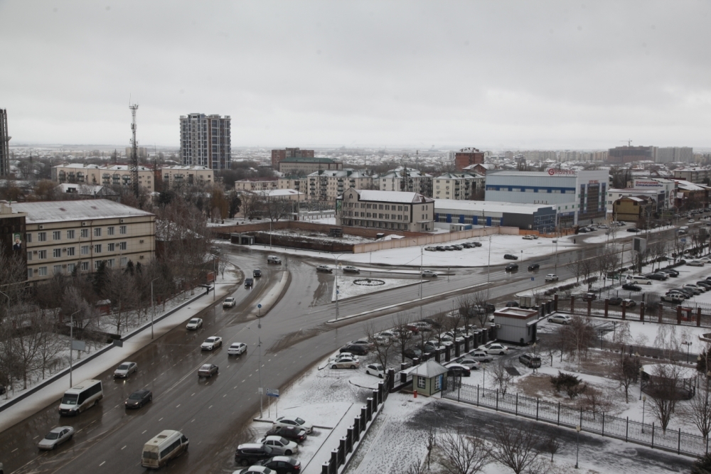 Транспортная развязка на пересечении улицы Назарбаева и Старопромысловского шоссе в Грозном. Фото: Руслан Дубаев /ИА "Грозный-информ"