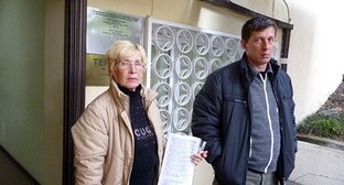 Людмила Савельева с сыном Алексеем Савельевым. Фото корреспондента "Кавказского узла"