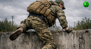 Военный покидает часть. Иллюстрация создана «Кавказским узлом» с помощью ИИ в программе Copilot
