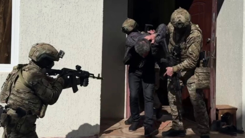 В Абхазия по подозрению в шпионаже задержан гражданин Грузии Эмзар Багишвили. Фото: https://newshub.ge/ru/news/incidents/v-okkupirovannoi-abxazii-zaderzan-grazdanin-gruzii-po-podozreniyu-v-spionaze