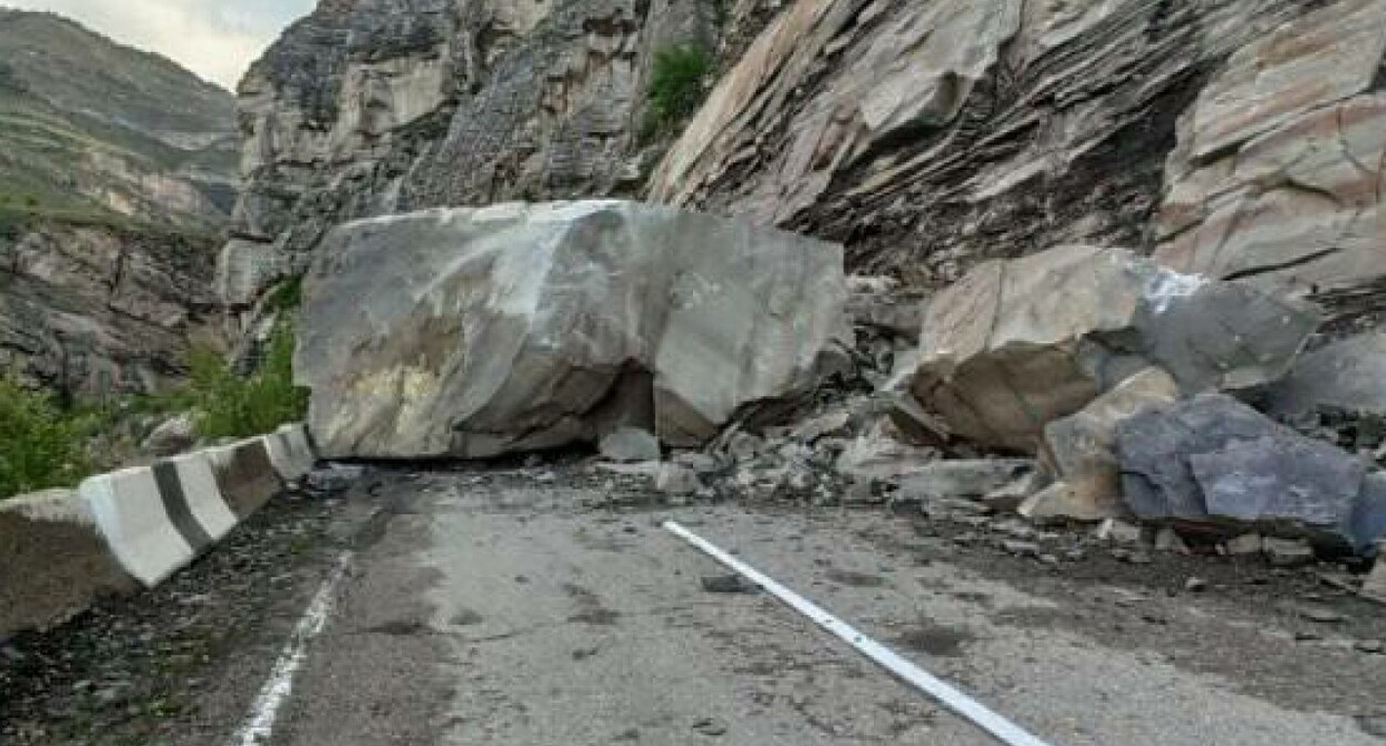 Камнепад. Фото: https://dagpravda.ru/ Камнепад. Фото: https://dagpravda.ru/