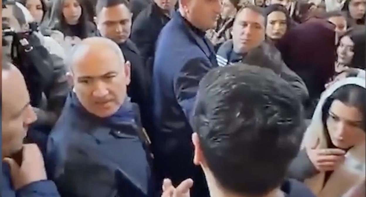 Инцидент с Пашиянном. Кадр из видео: rbc.ru