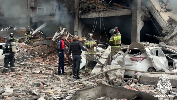 На месте взрыва во Владикавказе. 10 апреля 2026 г. Фото: МАХ/"МЧС Северной Осетии"
