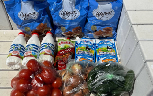 Продукты для волонтеров. Скриншот фото из Telegram-канала "Разлив на связи" от 06.06.26, https://t.me/razlivnasvyazi/328168/334310 Продукты для волонтеров. Скриншот фото из Telegram-канала "Разлив на связи" от 06.06.26, https://t.me/razlivnasvyazi/328168/334310
