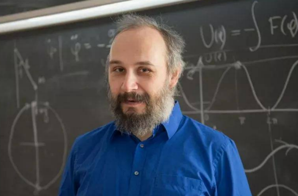 Михаил Вербицкий. Скриншот фото "Осторожно, новости" от 13.06.26, https://t.me/ostorozhno_novosti/50860 Михаил Вербицкий. Скриншот фото "Осторожно, новости" от 13.06.26, https://t.me/ostorozhno_novosti/50860
