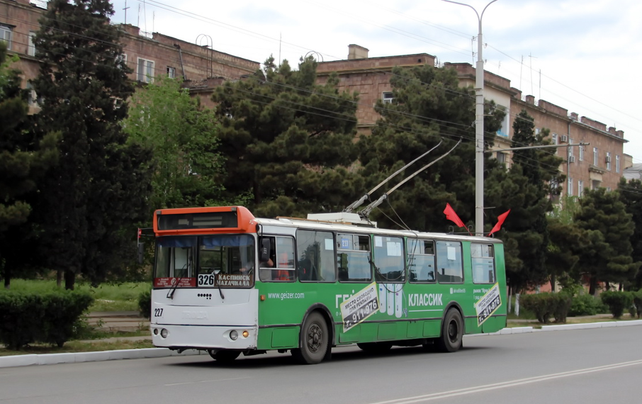 Троллейбус Махачкала-Каспийск. Скриншот фото Basketdron с сайта https://transphoto.org/photo/1222243/?&lang=ru Троллейбус Махачкала-Каспийск. Скриншот фото Basketdron с сайта https://transphoto.org/photo/1222243/?&lang=ru