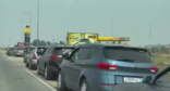 Очередь на АЗС. Стоп-кадр видео Краснодар/Телетайп от 22.07.26, https://t.me/tipichkras/81260