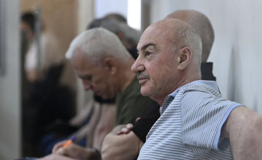 Армянские пленные на рассмотрении апелляции. Скриншот фото Report от 24.07.26, https://report.az/ru/proisshestviya/bakinskij-apellyacionnyj-sud-prodolzhil-slushaniya-po-zhalobam-grazhdan-armenii#gallery_9ead3a3a30e16b0efe3c8dbc4dcac599-8