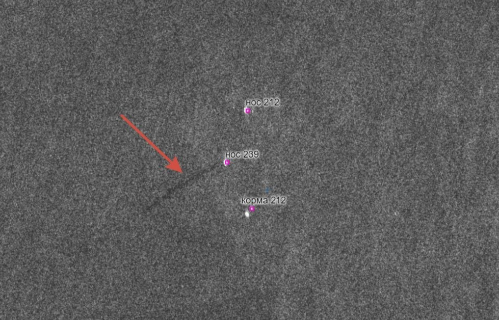 Утечки из танкеров. Скриншот фото Pixel Planet, https://t.me/sat_view/108