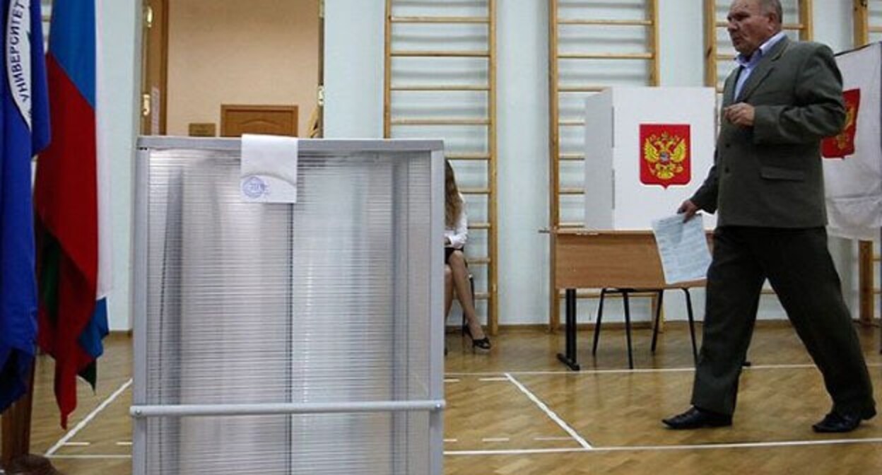 Избирательный участок. Фото: Влад Александров, "Юга.ру" Избирательный участок. Фото: Влад Александров, "Юга.ру"